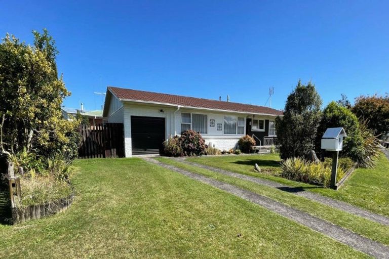 Photo of property in 2 Northfield Place, Tokoroa, 3420