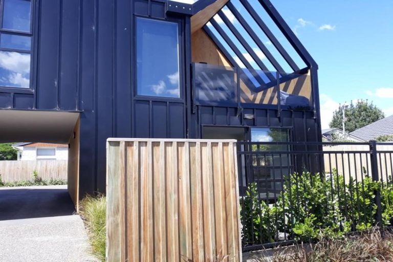 Photo of property in 1/448 Hereford Street, Linwood, Christchurch, 8011