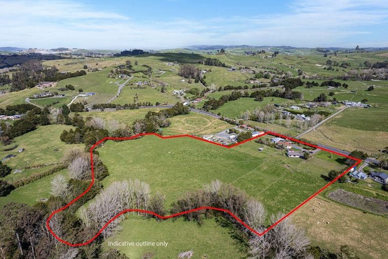 Photo of property in 386 Otaika Valley Road, Otaika, Whangarei, 0170