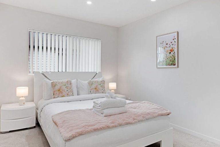 Photo of property in 20 Thomas Rielly Avenue, Hobsonville, Auckland, 0616