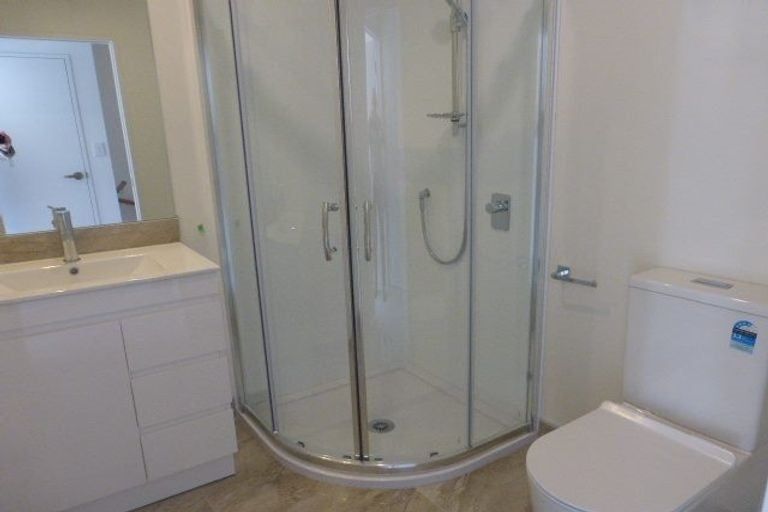 Photo of property in 1d Quincey Place, Massey, Auckland, 0614