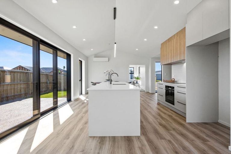 Photo of property in 16 Kite Street, Rolleston, 7614