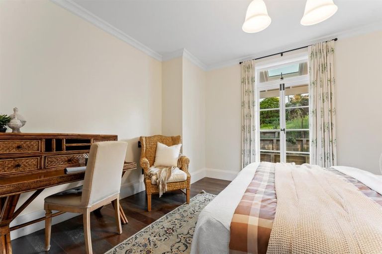 Photo of property in 203 Cape Rodney Road, Leigh, 0985