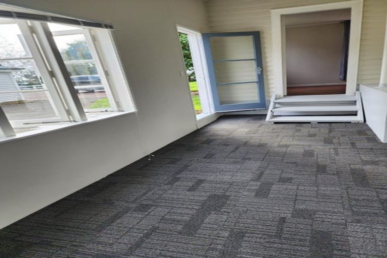Photo of property in 33 Phillip Road, Takanini, Manurewa, 2576