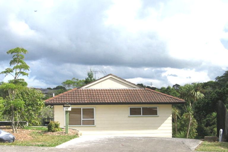 Photo of property in 19 Katrina Place, Massey, Auckland, 0614