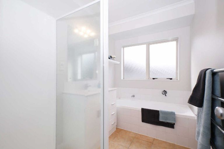 Photo of property in 16 Gambia Grove, Flagstaff, Hamilton, 3210
