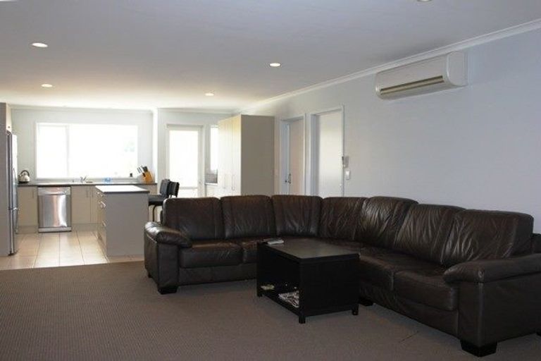 Photo of property in 32 Kendall View, Stoke, Nelson, 7011