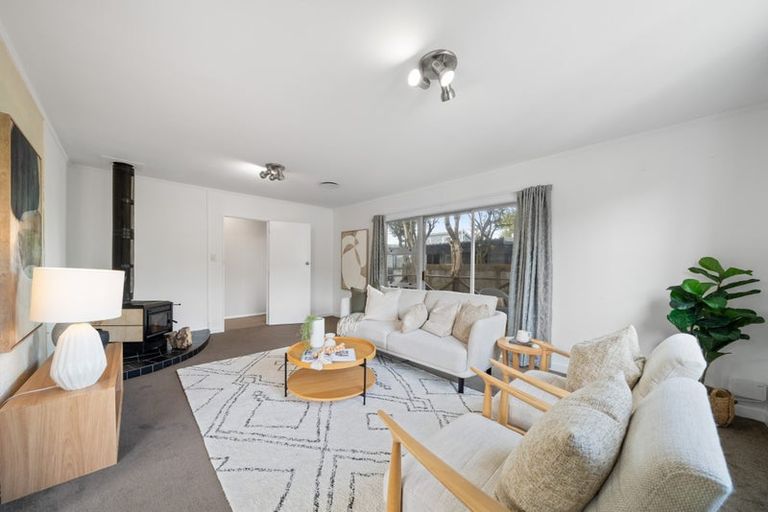 Photo of property in 11 Akron Grove, Totara Park, Upper Hutt, 5018