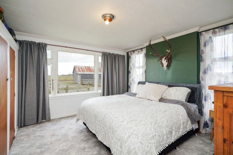 Photo of property in 565 Otautau Wreys Bush Road, Waikoura, Otautau, 9689