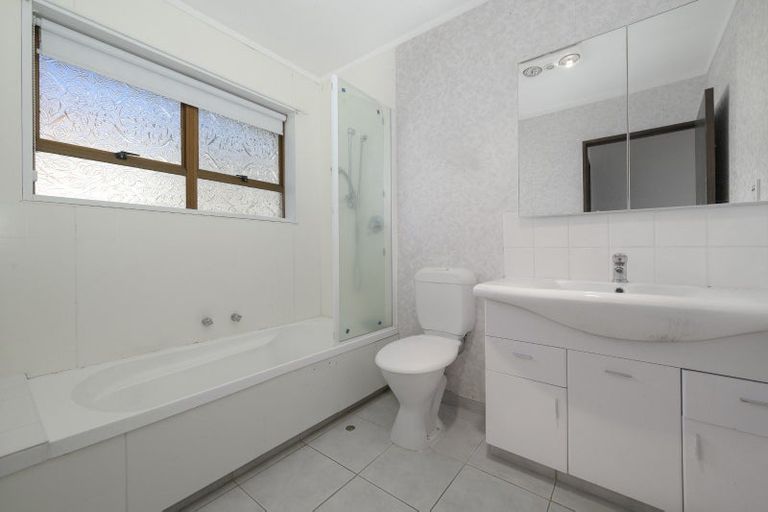 Photo of property in 17 Upland Street, Brookfield, Tauranga, 3110