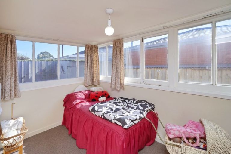 Photo of property in 32 Tower Street, Hornby, Christchurch, 8042