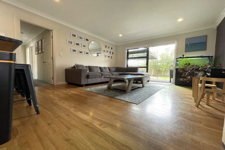 Photo of property in 50 Ksenia Drive, Flat Bush, Auckland, 2019