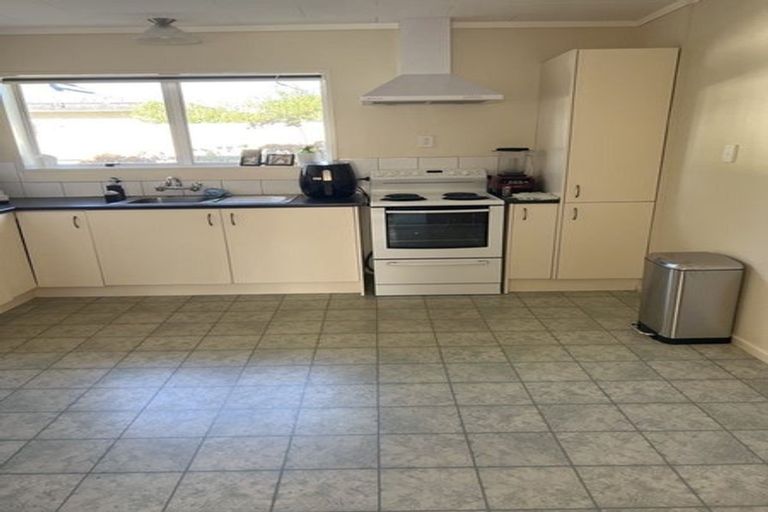 Photo of property in 107b Hillcrest Road North, Raumati Beach, Paraparaumu, 5032