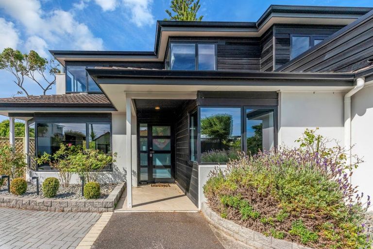 Photo of property in 3/4 Morrow Avenue, Bucklands Beach, Auckland, 2012