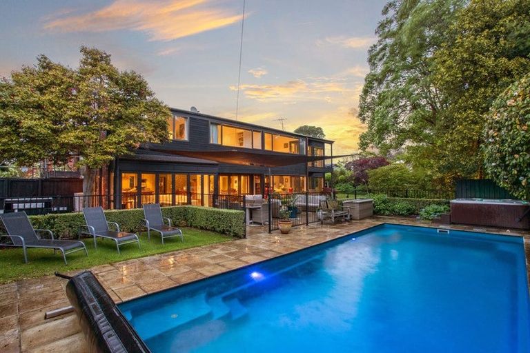 Photo of property in 77 Puriri Street, Riccarton, Christchurch, 8041