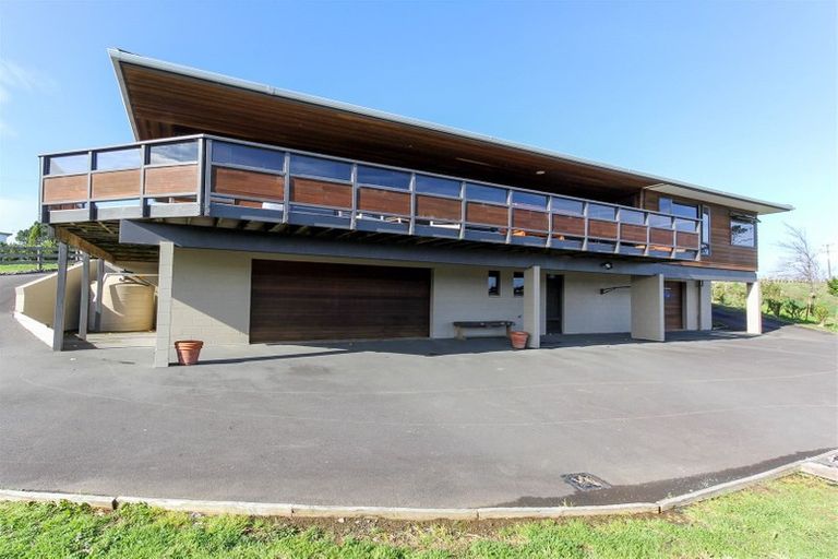 Photo of property in 354 Henwood Road, Hillsborough, New Plymouth, 4372