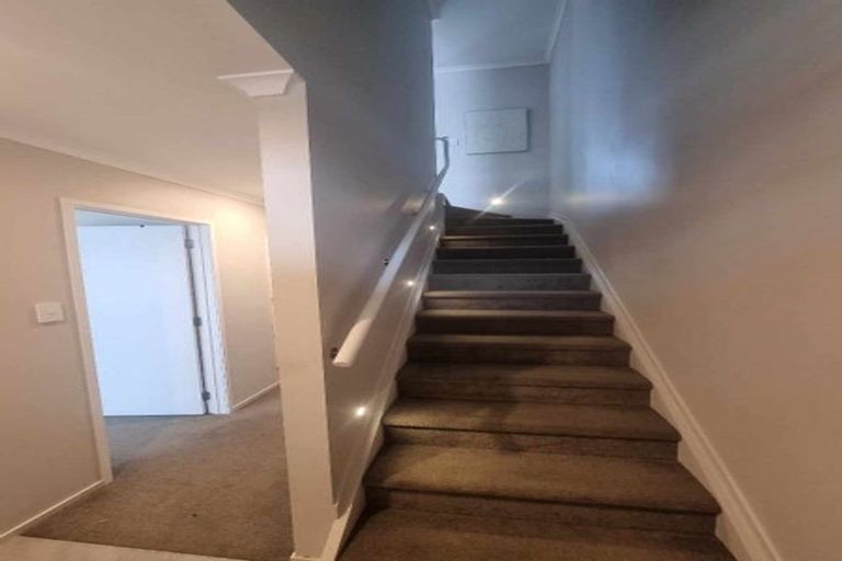 Photo of property in 17 Malcolm Calder Road, Hobsonville, Auckland, 0616