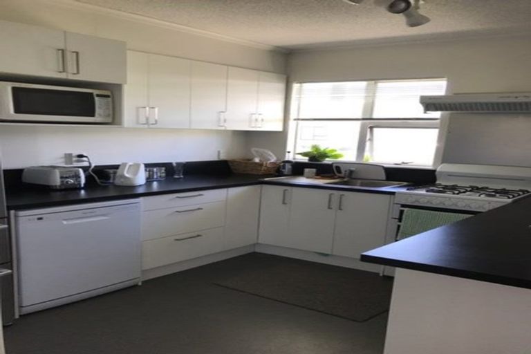 Photo of property in 11u2 Trafalgar Street, Johnsonville, Wellington, 6037