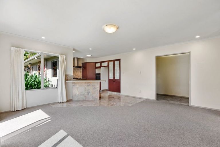 Photo of property in 7 Saint Clair Place, Papamoa Beach, Papamoa, 3118