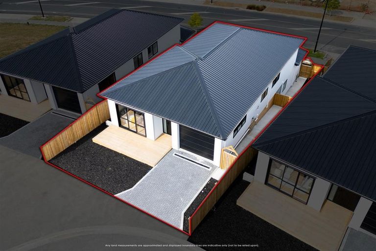 Photo of property in 73 Tributary Parade, Karaka, 2113