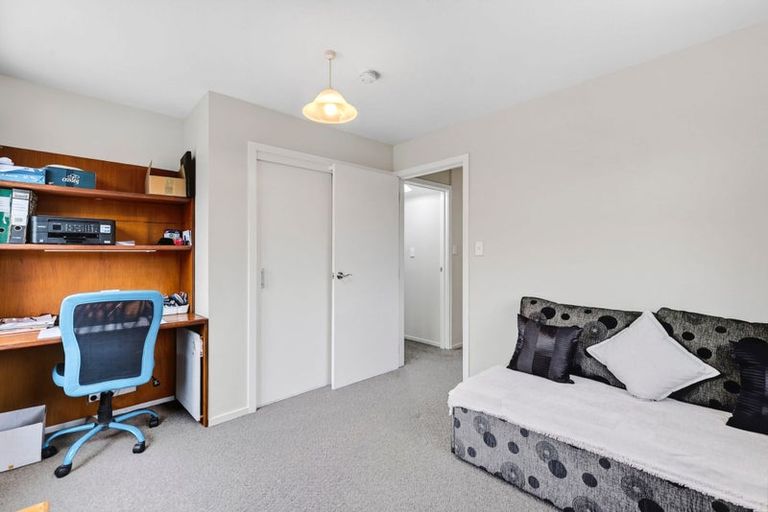 Photo of property in 47 Frye Crescent, Albert Town, Wanaka, 9305