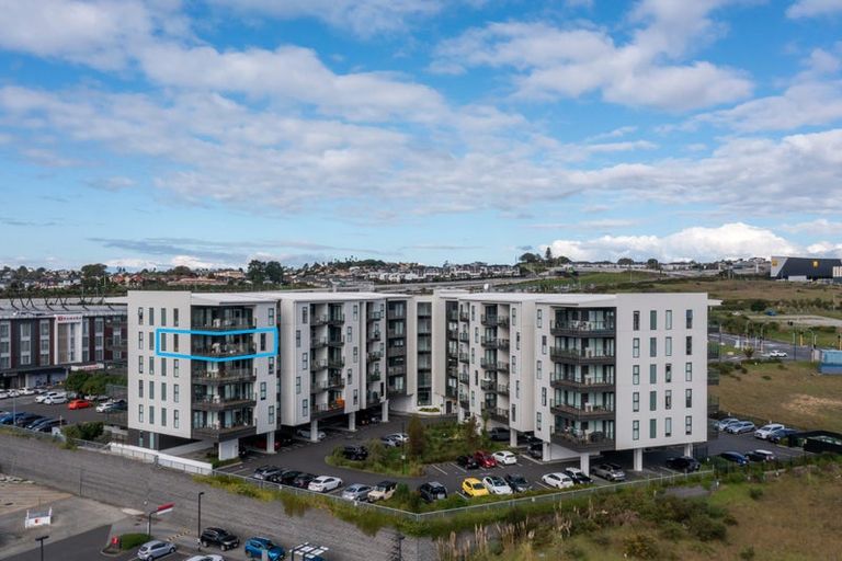 Photo of property in 416/3 Kaipiho Lane, Albany, Auckland, 0632
