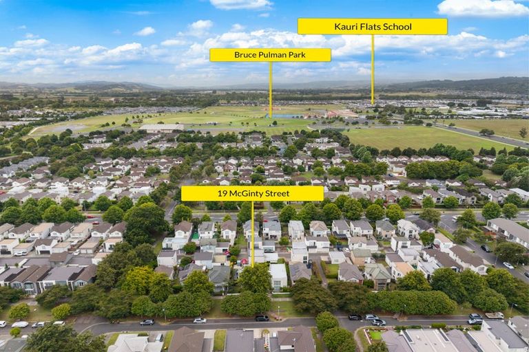 Photo of property in 19 Mcginty Street, Takanini, 2112