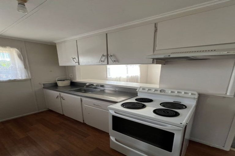 Photo of property in 15 Stainton Place, Otara, Auckland, 2023