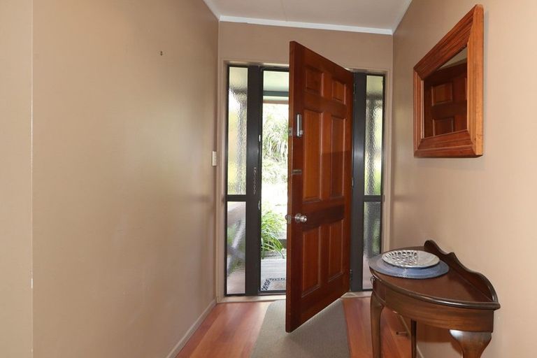 Photo of property in 37a Tauroa Road, Havelock North, 4130