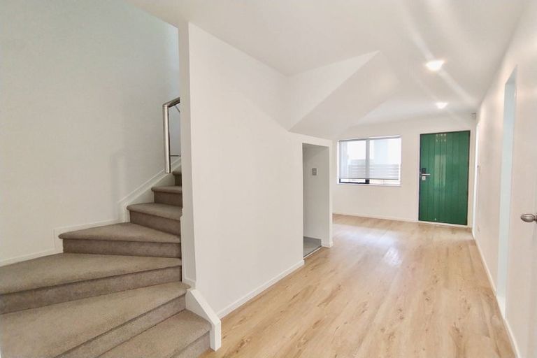 Photo of property in 13 Panga Place, Henderson, Auckland, 0612