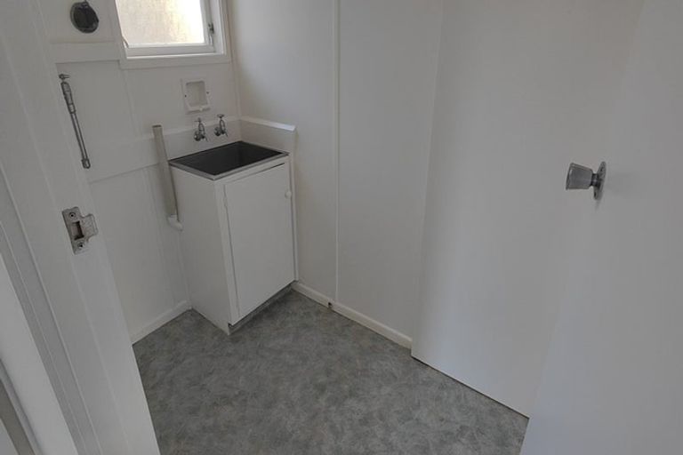 Photo of property in 74 Rosario Crescent, Red Beach, 0932