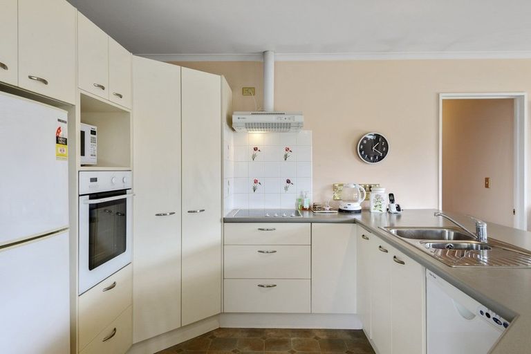 Photo of property in 17 Richard Seddon Drive, Northwood, Christchurch, 8051