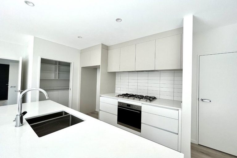 Photo of property in 6 Riria Crescent, Takanini, 2112