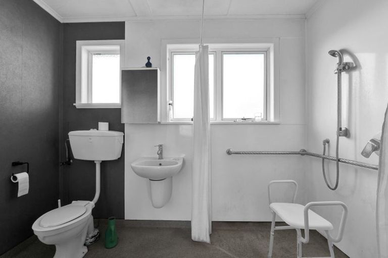 Photo of property in 80 Cordelia Street, Stratford, 4332