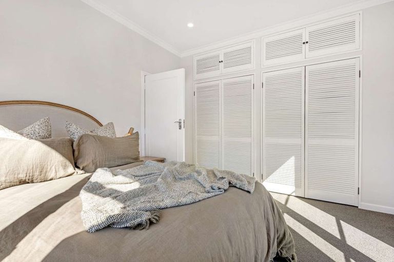 Photo of property in 221 Saint Leonards Avenue, Saint Leonards, Hastings, 4120