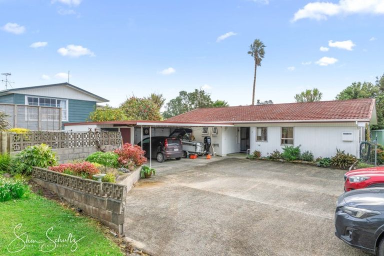 Photo of property in 7 Whaka Street, Maungaturoto, 0520