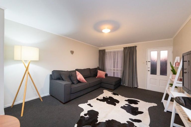 Photo of property in 1/115 Victoria Avenue, Hokowhitu, Palmerston North, 4410
