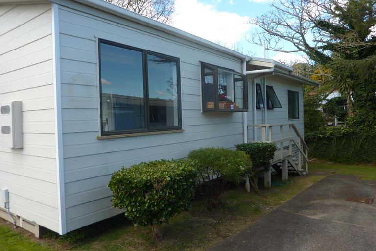Photo of property in 1/6 Esperanto Road, Papatoetoe, Auckland, 2025