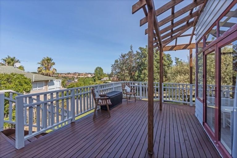 Photo of property in 18 Castaway Place, Gulf Harbour, Whangaparaoa, 0930