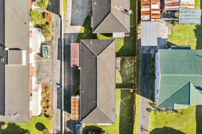 Photo of property in 2/121 Gardner Avenue, New Lynn, Auckland, 0600