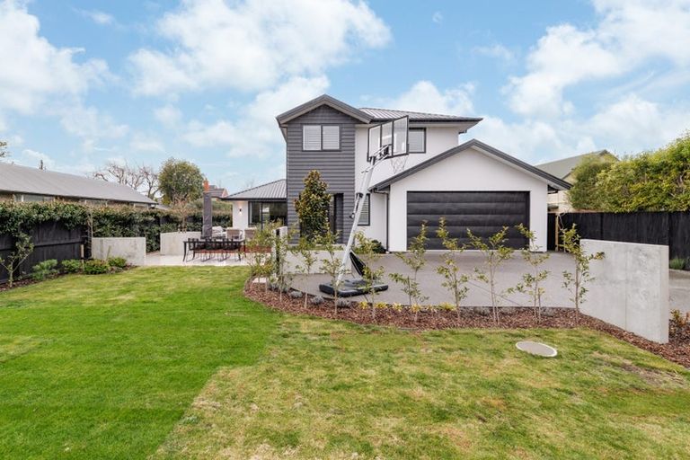 Photo of property in 4 Chilcombe Street, Ilam, Christchurch, 8041