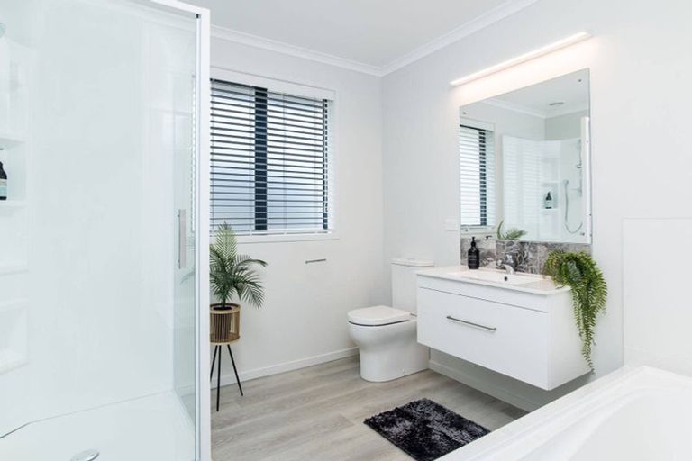 Photo of property in 26 Campbell Place, Marton, 4710