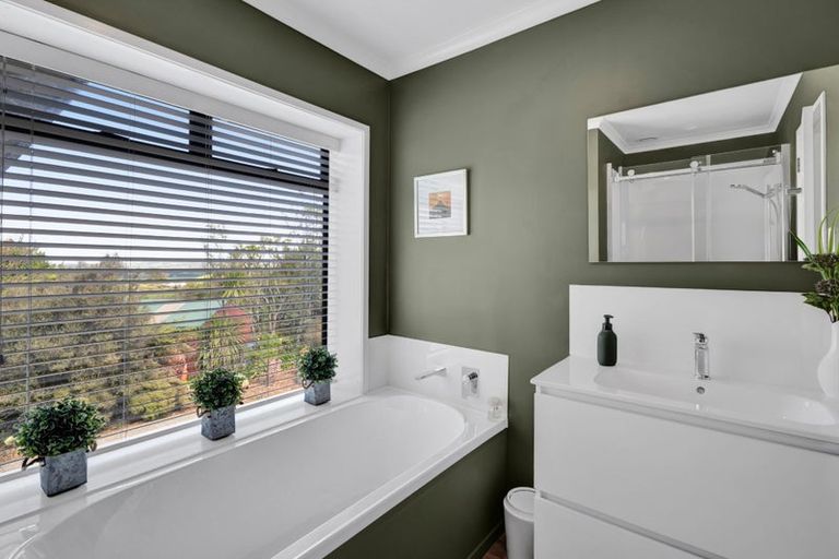 Photo of property in 43 Lincoln East Road, Everett Park, Inglewood, 4389