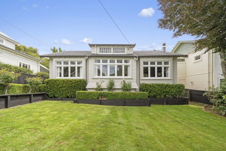 Photo of property in 34 Beauchamp Street, Karori, Wellington, 6012