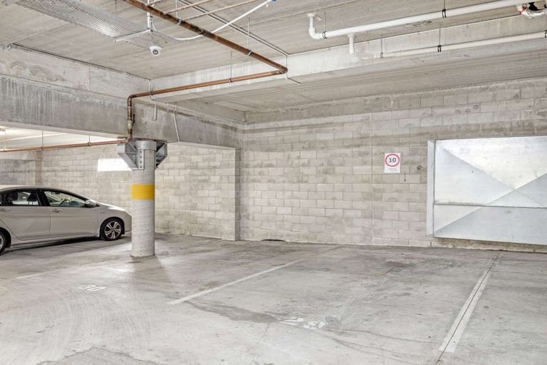 Photo of property in 17/11 Carlos Drive, Flat Bush, Auckland, 2016