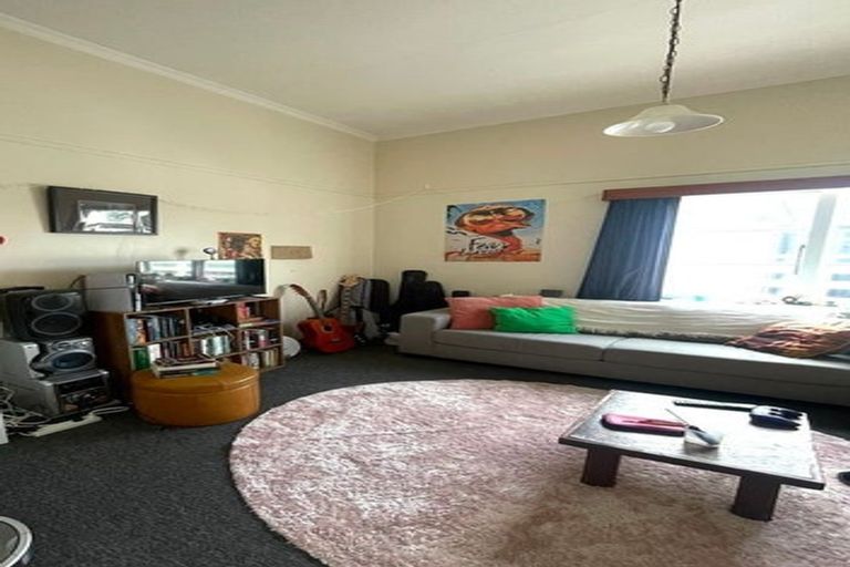 Photo of property in 23 Nairn Street, Mount Cook, Wellington, 6011