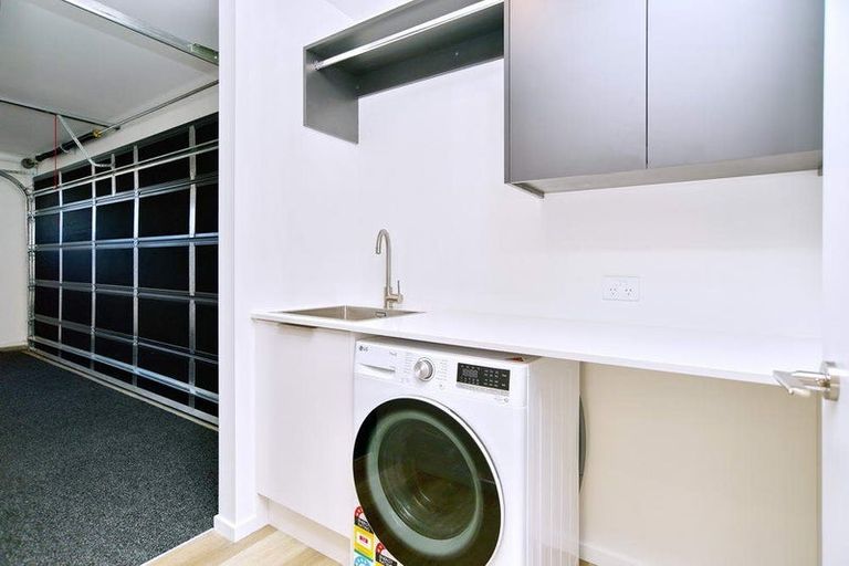 Photo of property in 10 Twin Meadows Drive, Casebrook, Christchurch, 8051