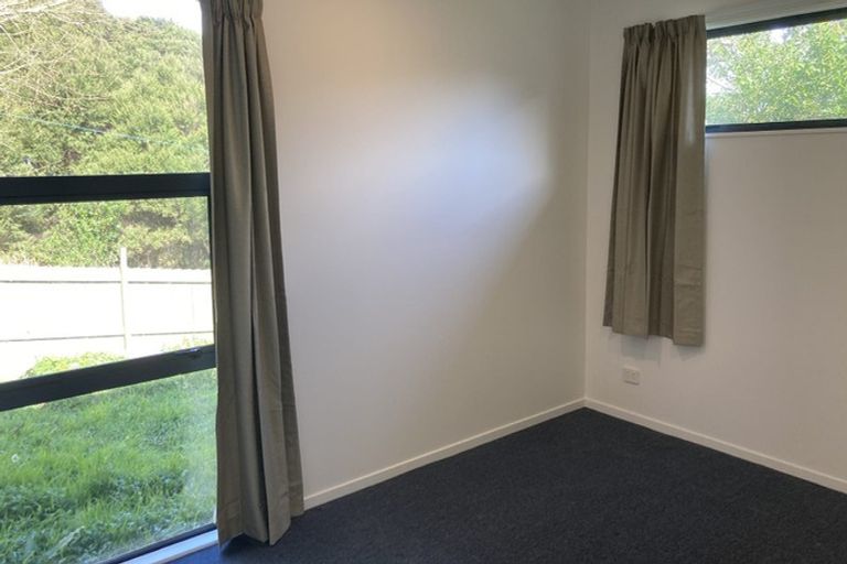 Photo of property in 30 Redwood Drive, Massey, Auckland, 0614