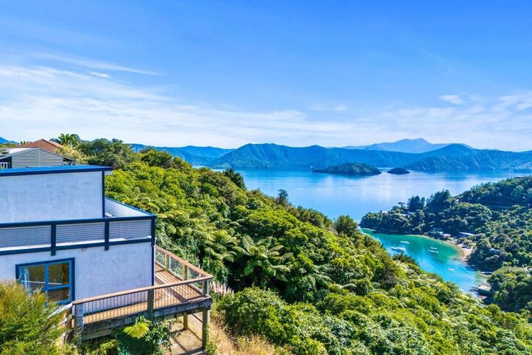 Photo of property in 9 Cooks Ridge, Waikawa, Picton, 7281