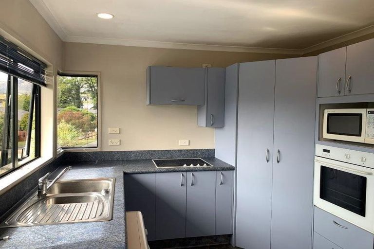 Photo of property in 38 Meadowstone Drive, Wanaka, 9305